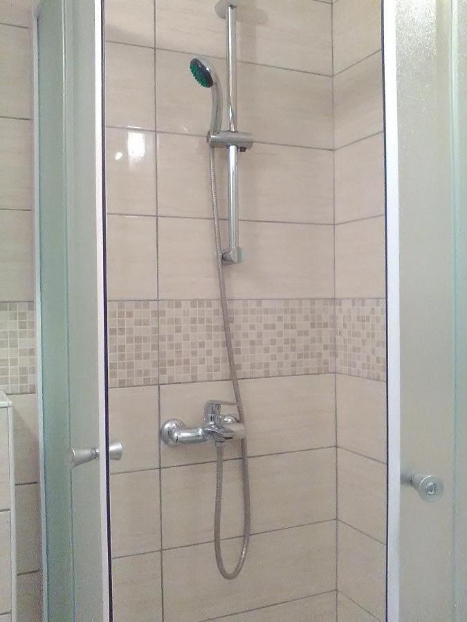 Studio Apartman Ana Split Buitenkant foto